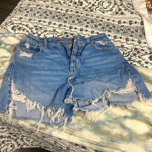 American eagle jean shorts, comfort stretch waistband.